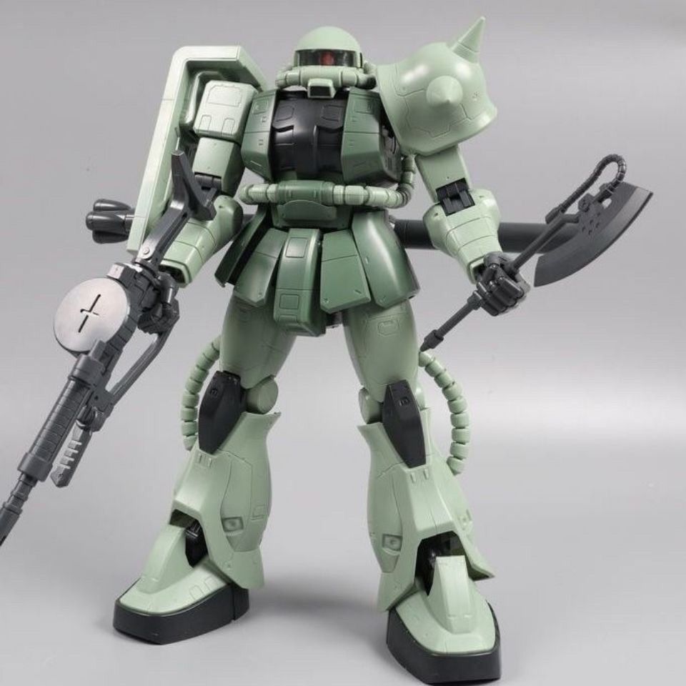 Nuovo Daban Mega 1/48 Zaku 2 K - Model Kit Lancelot recensione e prezzo